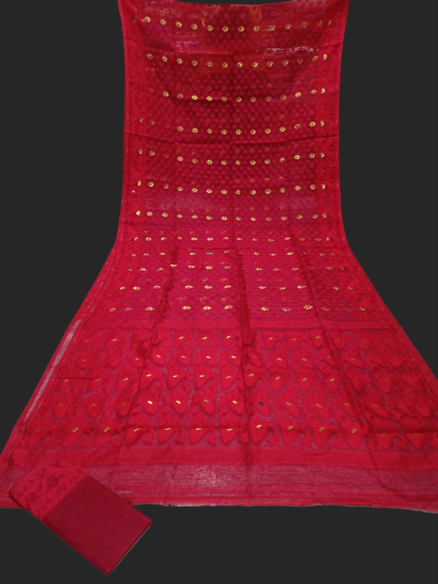 Jamdani Saree with Blouse Piece